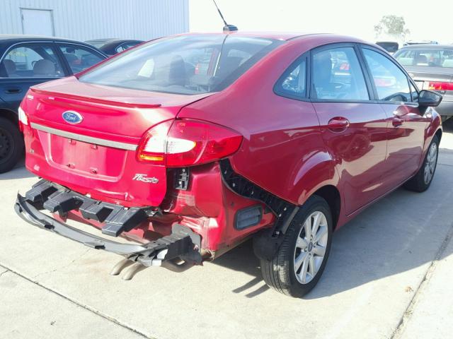 3FADP4BJ3CM153909 - 2012 FORD FIESTA SE RED photo 4