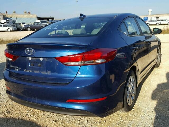 5NPD74LFXHH150555 - 2017 HYUNDAI ELANTRA SE BLUE photo 4