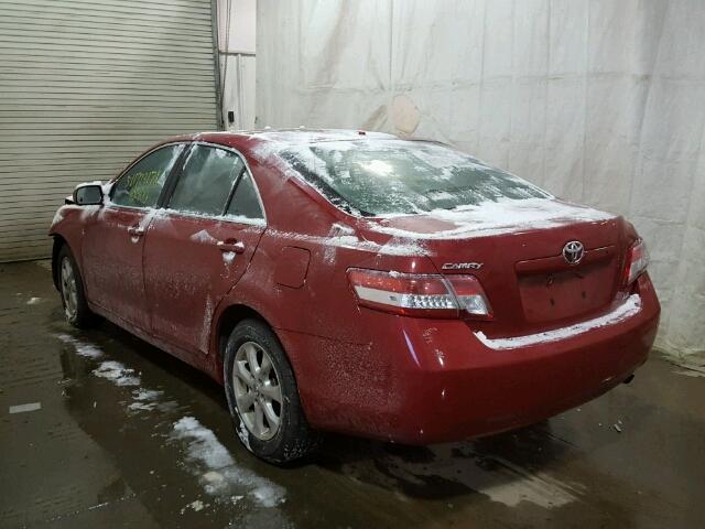 4T1BF3EK5AU103567 - 2010 TOYOTA CAMRY BASE RED photo 3