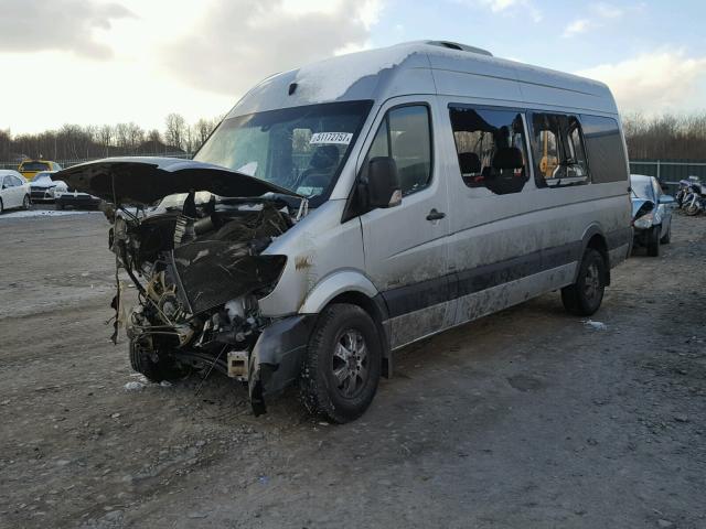 WDZPE8CC0A5491646 - 2010 MERCEDES-BENZ SPRINTER 2 SILVER photo 2
