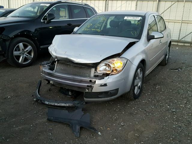 1G1AD5F50A7116731 - 2010 CHEVROLET COBALT 1LT SILVER photo 2