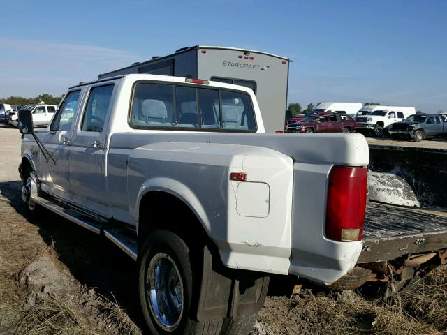 1FTJW35G8REA44726 - 1994 FORD F350 WHITE photo 3