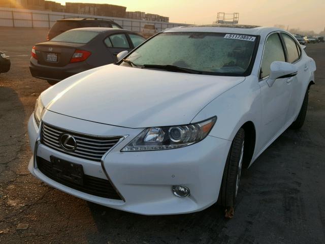 JTHBK1GG8D2077526 - 2013 LEXUS ES 350 WHITE photo 2