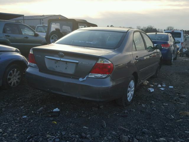 4T1BE32KX5U511981 - 2005 TOYOTA CAMRY LE GRAY photo 4