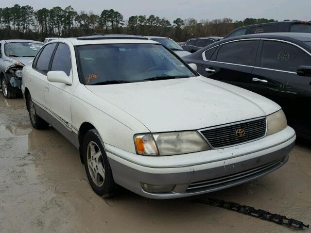 4T1BF18BXWU225770 - 1998 TOYOTA AVALON XL WHITE photo 1