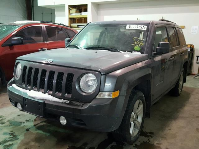 1C4NJRFB1FD176718 - 2015 JEEP PATRIOT LA GRAY photo 2