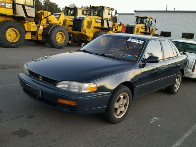 4T1SK12E3SU622729 - 1995 TOYOTA CAMRY LE GREEN photo 2