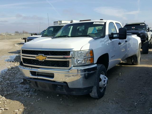 1GC4KZC83DF146560 - 2013 CHEVROLET SILVERADO WHITE photo 2