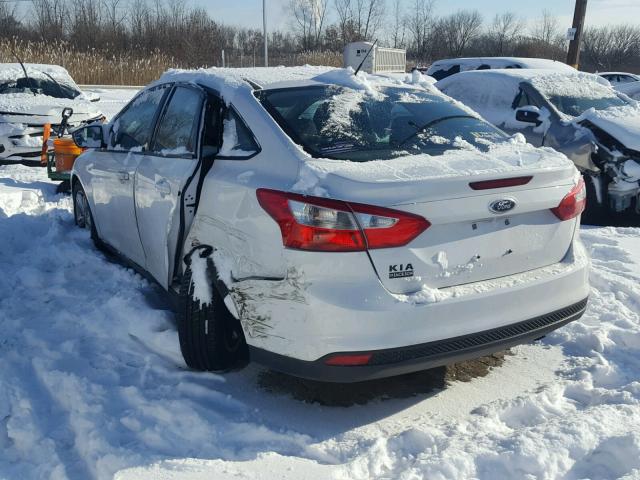 1FADP3F27EL336358 - 2014 FORD FOCUS SE WHITE photo 3