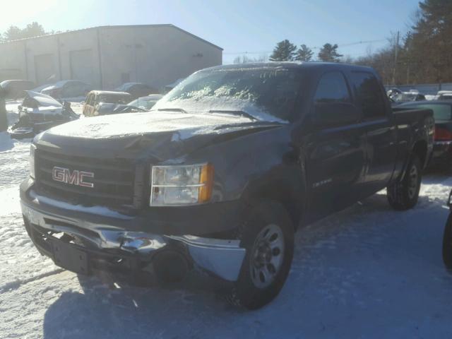 3GTP2TEA4BG318732 - 2011 GMC SIERRA K15 GRAY photo 2