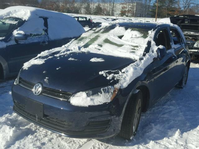 3VW117AU9HM043429 - 2017 VOLKSWAGEN GOLF S BLUE photo 2