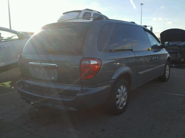 2A4GP54L06R884963 - 2006 CHRYSLER TOWN & COU TEAL photo 4