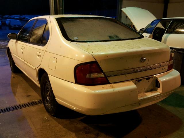 1N4DL01D91C224710 - 2001 NISSAN ALTIMA XE WHITE photo 3