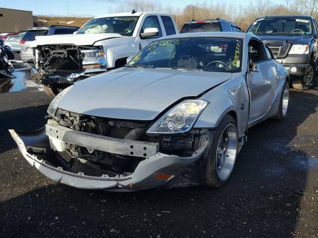 JN1AZ34D76M331915 - 2006 NISSAN 350Z COUPE SILVER photo 2