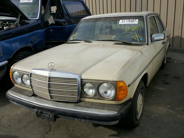 12313012078465 - 1978 MERCEDES-BENZ 300D YELLOW photo 2