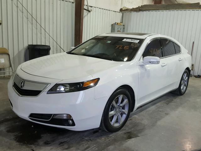 19UUA8F56DA001252 - 2013 ACURA TL TECH WHITE photo 2