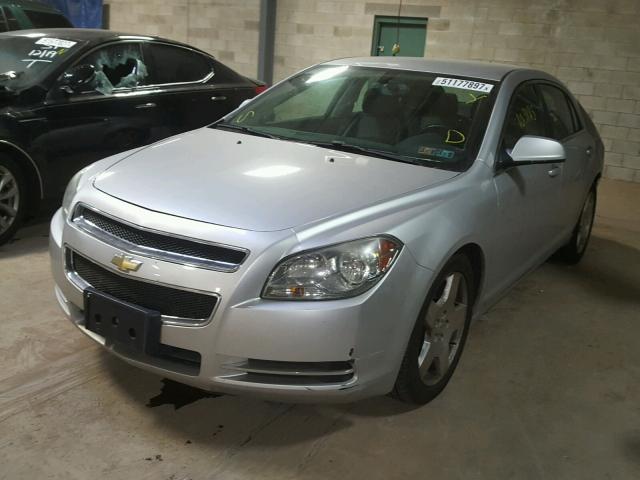 1G1ZJ577594217286 - 2009 CHEVROLET MALIBU 2LT SILVER photo 2