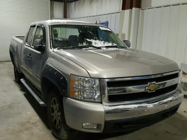 2GCEK19J281201402 - 2008 CHEVROLET SILVERADO SILVER photo 1