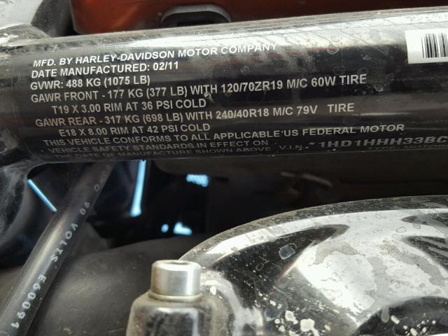1HD1HHH33BC803945 - 2011 HARLEY-DAVIDSON VRSCDX RED photo 10