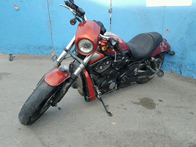 1HD1HHH33BC803945 - 2011 HARLEY-DAVIDSON VRSCDX RED photo 2