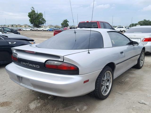 2G1FP22K0T2140853 - 1996 CHEVROLET CAMARO BAS 银色 照片 4