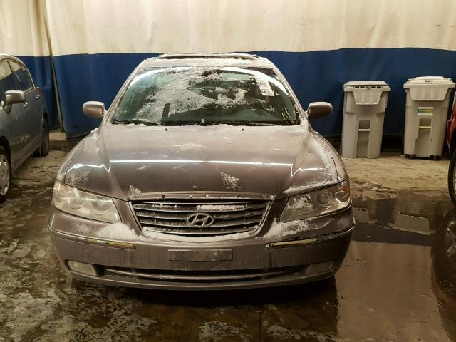 KMHFC46F46A085394 - 2006 HYUNDAI AZERA SE GRAY photo 9