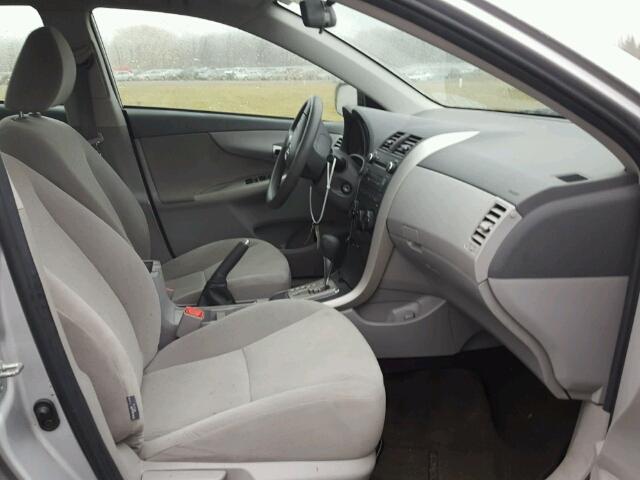 1NXBU4EE9AZ172820 - 2010 TOYOTA COROLLA LE 银色 照片 5