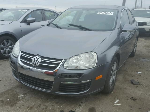 3VWST71K06M723293 - 2006 VOLKSWAGEN JETTA TDI GRAY photo 2