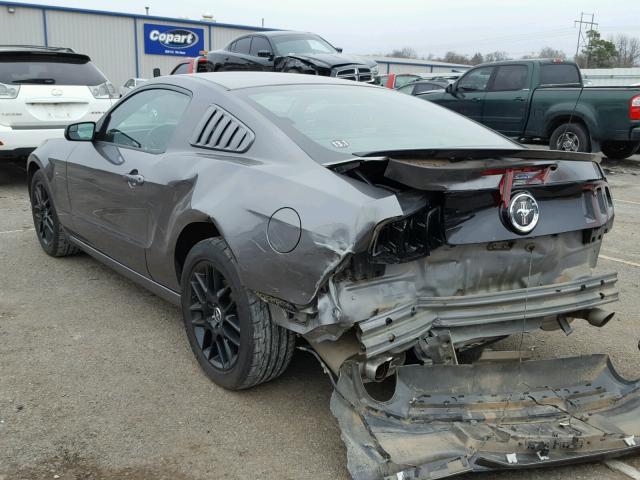 1ZVBP8AM1E5321024 - 2014 FORD MUSTANG GRAY photo 3