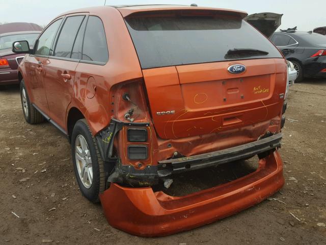 2FMDK48C68BA50361 - 2008 FORD EDGE SEL ORANGE photo 3