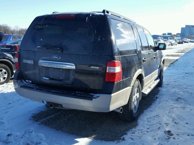 1FMFU18548LA37126 - 2008 FORD EXPEDITION BLACK photo 4