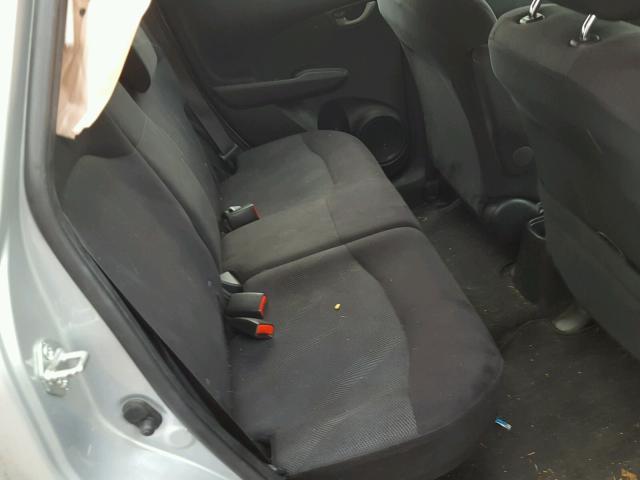 JHMGE8H56BS003800 - 2011 HONDA FIT SPORT SILVER photo 6