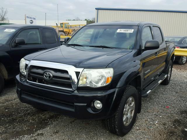 3TMLU42N39M036535 - 2009 TOYOTA TACOMA DOU BLACK photo 2