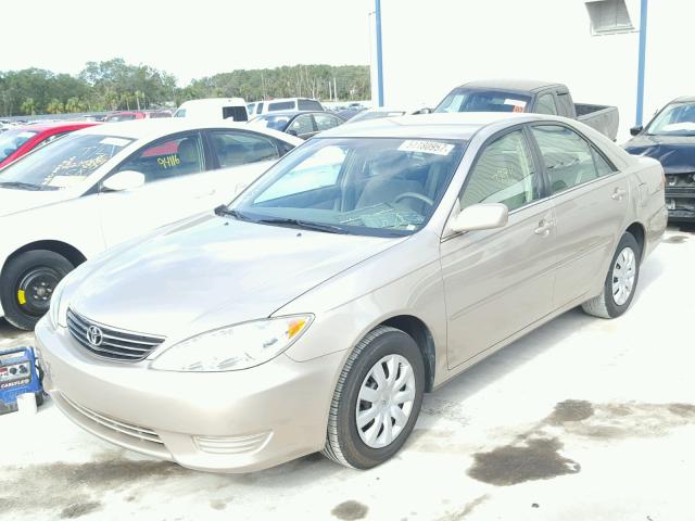 4T1BE32K86U641971 - 2006 TOYOTA CAMRY LE GOLD photo 2