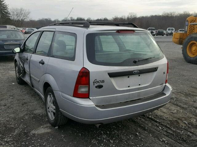 1FAFP36381W315156 - 2001 FORD FOCUS SE SILVER photo 3