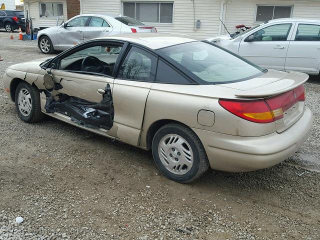 1G8ZY1277YZ187948 - 2000 SATURN SC2 GOLD photo 3