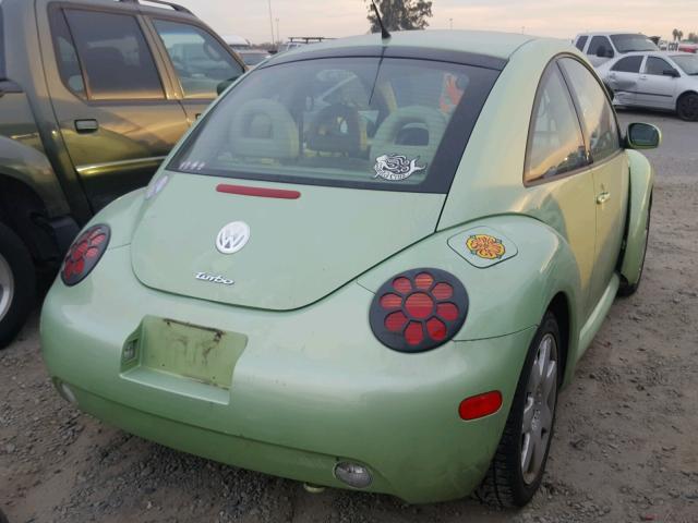3VWDD21C12M425573 - 2002 VOLKSWAGEN NEW BEETLE 绿色 照片 4