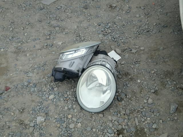 3VWDD21C12M425573 - 2002 VOLKSWAGEN NEW BEETLE 绿色 照片 9