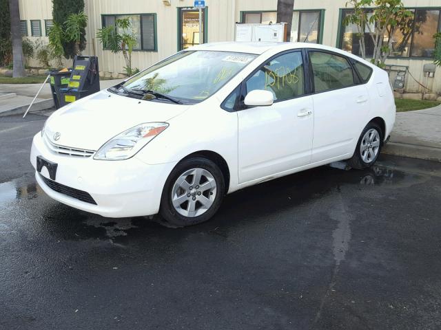 JTDKB20U253082594 - 2005 TOYOTA PRIUS WHITE photo 2