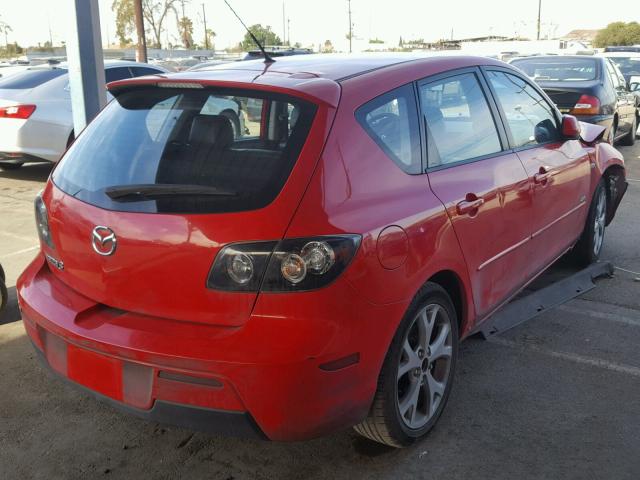 JM1BK344771659716 - 2007 MAZDA 3 HATCHBAC RED photo 4