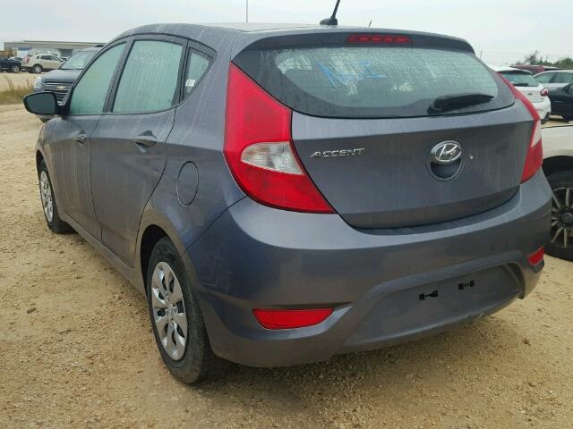 KMHCT5AE4HU322314 - 2017 HYUNDAI ACCENT SE GRAY photo 3