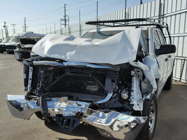 1GCRCNEC5GZ373300 - 2016 CHEVROLET SILVERADO WHITE photo 2