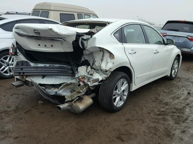 1N4AL3AP1FN354233 - 2015 NISSAN ALTIMA 2.5 WHITE photo 4