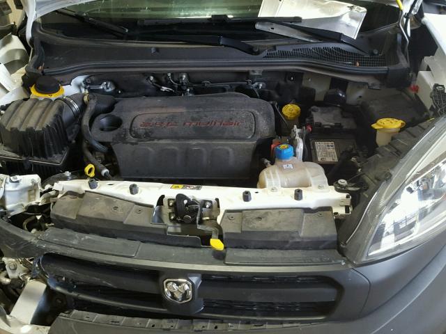 ZFBERFAT8F6A80408 - 2015 RAM PROMASTER 白色 照片 7