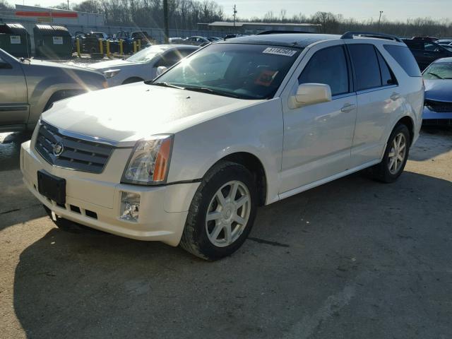 1GYEE637250218185 - 2005 CADILLAC SRX WHITE photo 2