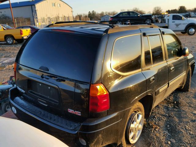 1GKDT13SX52379939 - 2005 GMC ENVOY BLACK photo 4