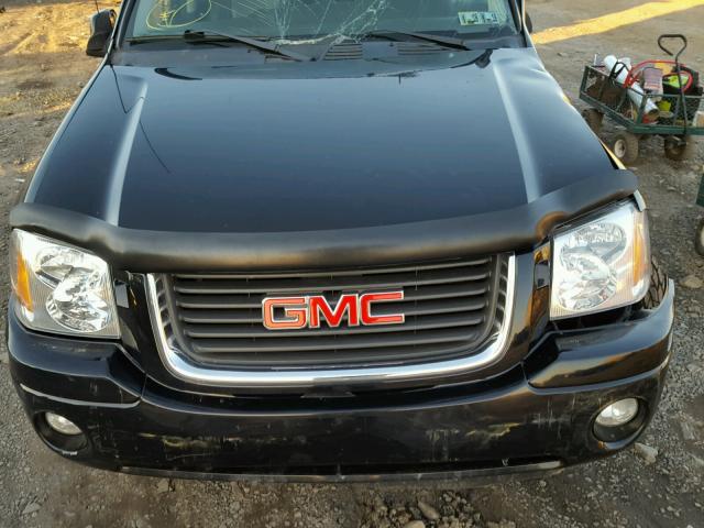 1GKDT13SX52379939 - 2005 GMC ENVOY BLACK photo 7