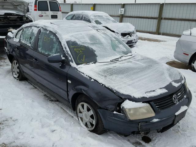 WVWMA23B7YP356827 - 2000 VOLKSWAGEN PASSAT GLS GRAY photo 1