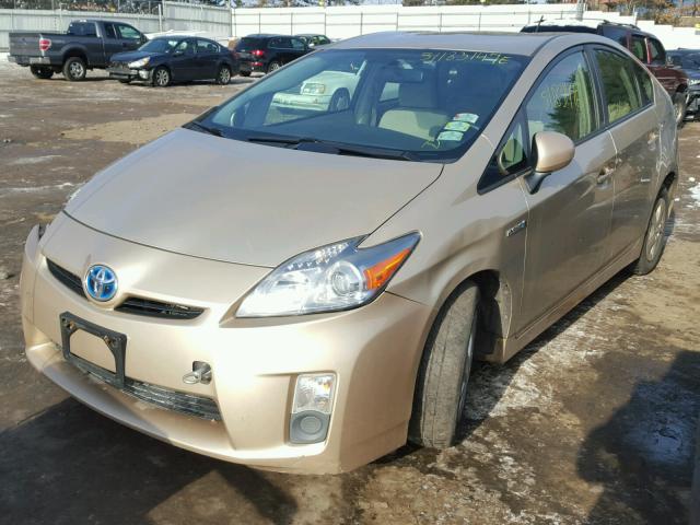 JTDKN3DU1A0206048 - 2010 TOYOTA PRIUS GOLD photo 2