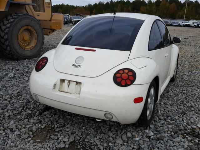 3VWCK21C73M401037 - 2003 VOLKSWAGEN NEW BEETLE WHITE photo 4